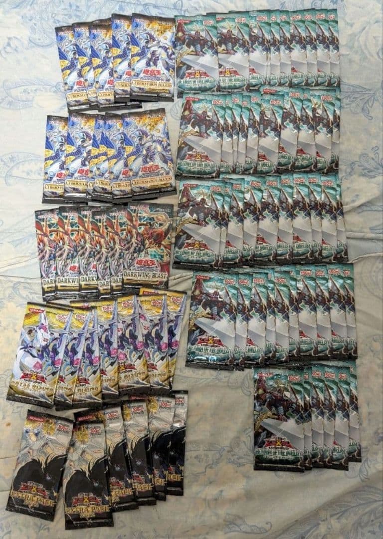 遊戯王　青眼の白龍含む　引退品　約２０キロ　まとめ売り