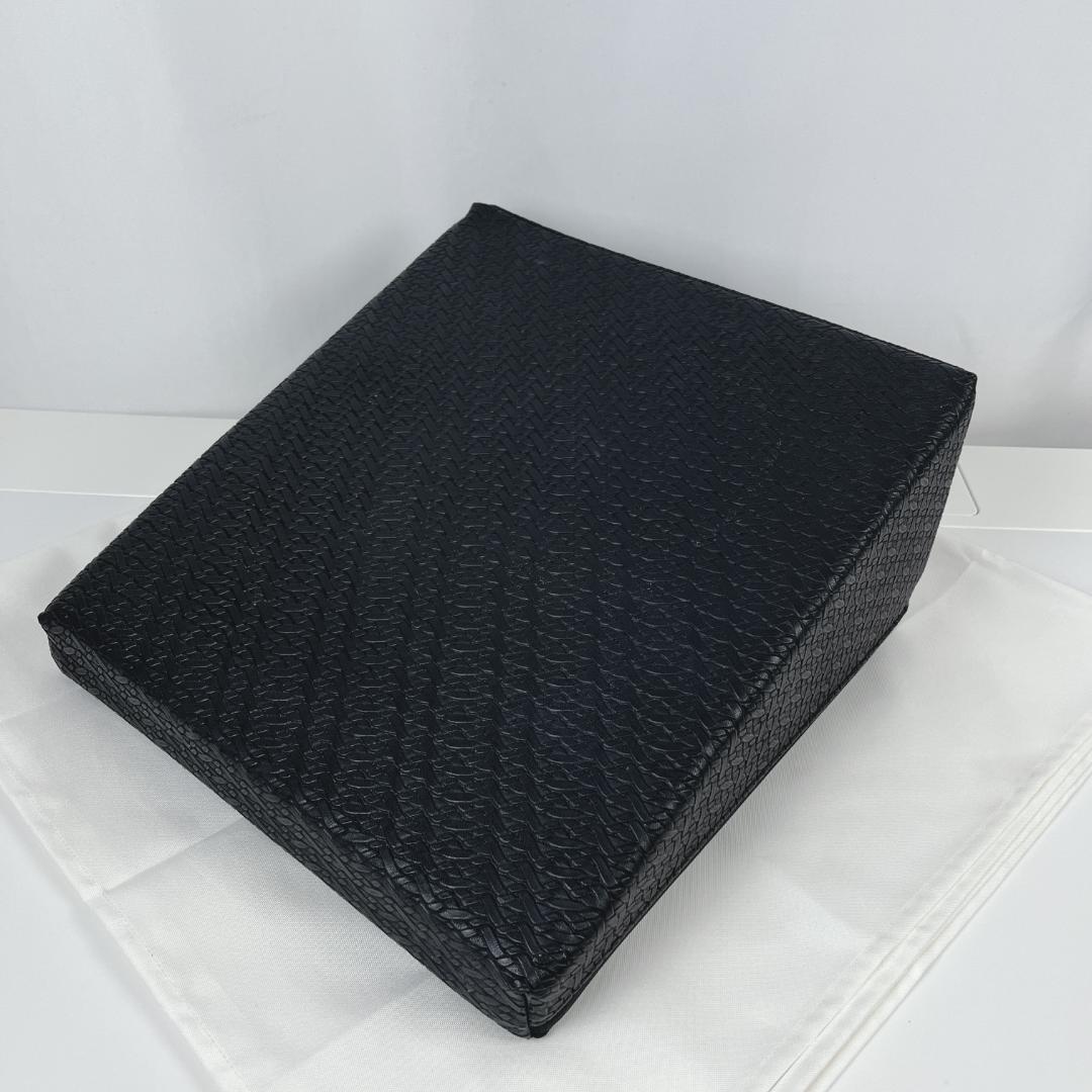 美品☘️　サンテプラス　フレックスクッション　ブラック