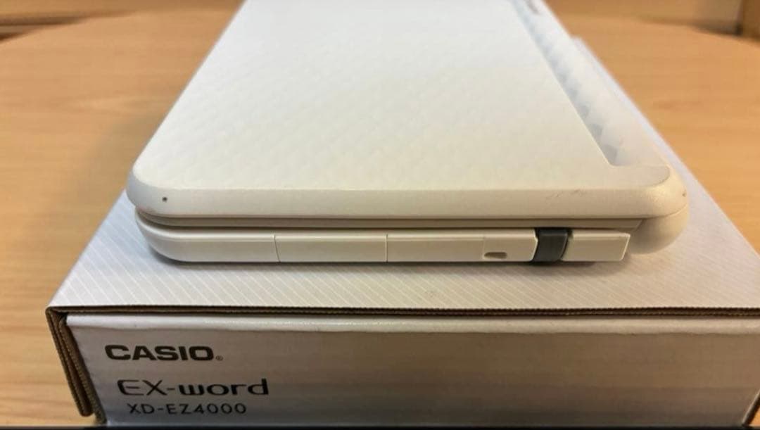 【美品・動作良好】カシオ 電子辞書 エクスワード XD-EZ4000 ホワイト