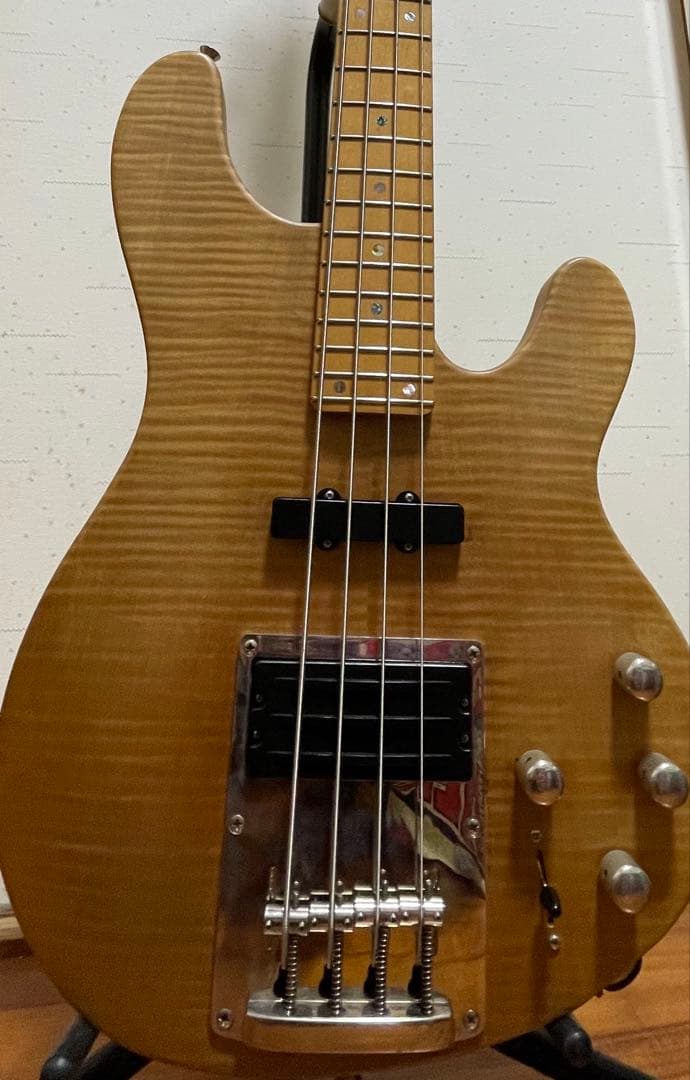 S*i様 エレキベース　Ibanez ATK1300