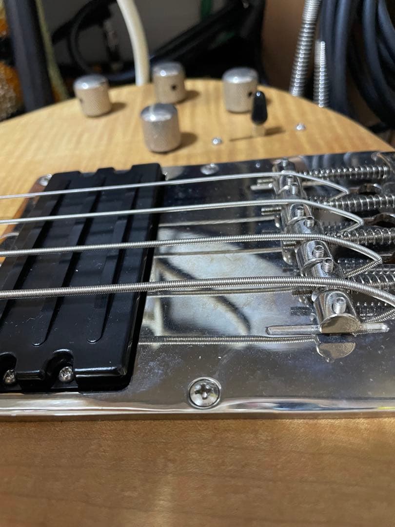 S*i様 エレキベース　Ibanez ATK1300