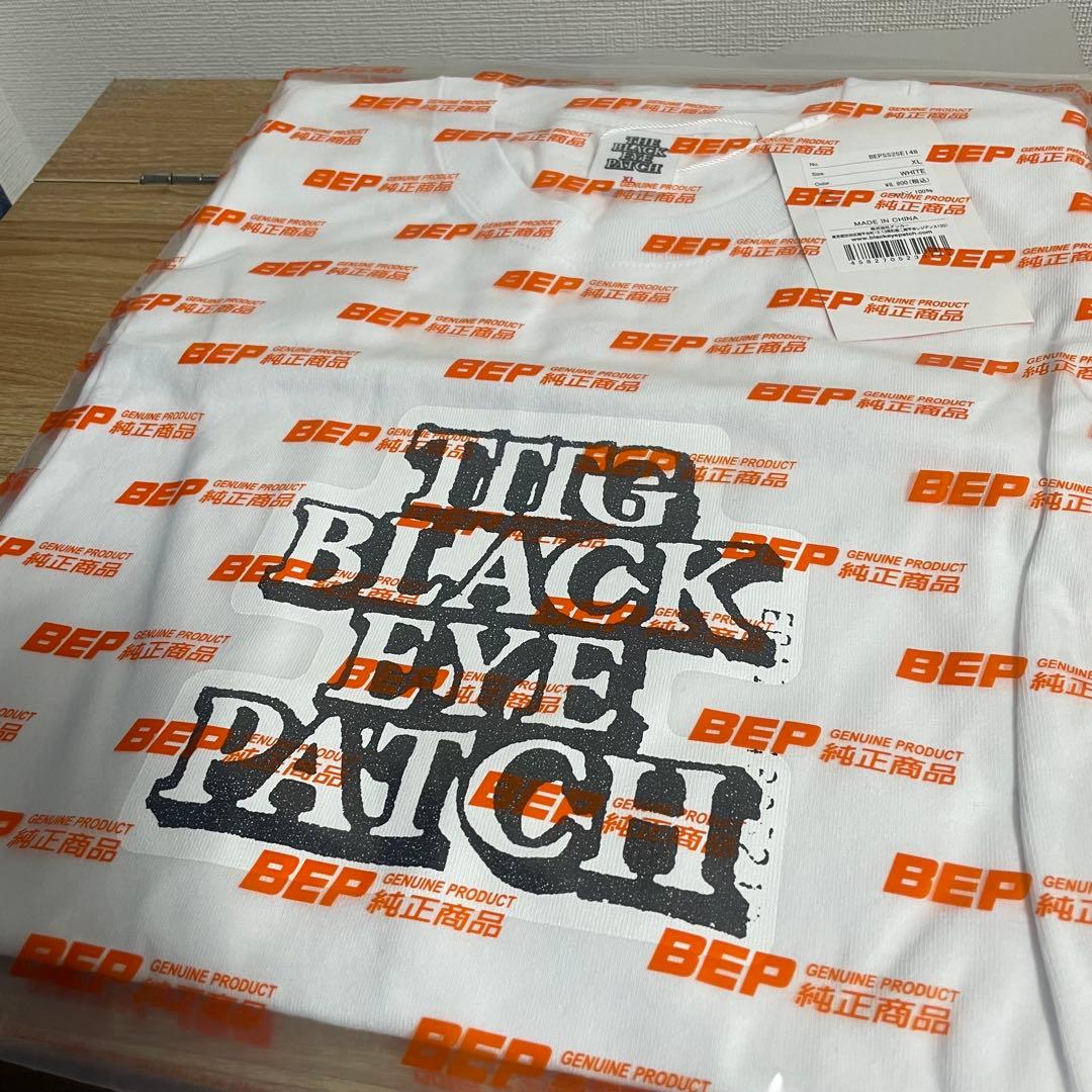 ゆ*き様 ブラックアイパッチ　イエローバックス　Tシャツ　白　ホワイト