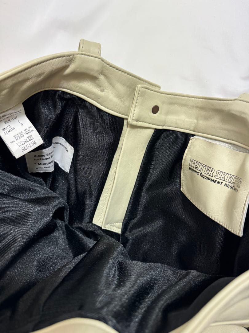Riding Equipment Research Mustang レザーパンツ
