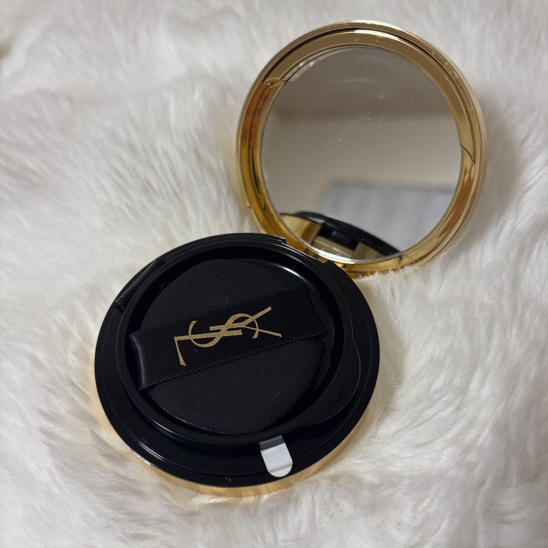 YSL ラディアントタッチグロウパクトBR10
