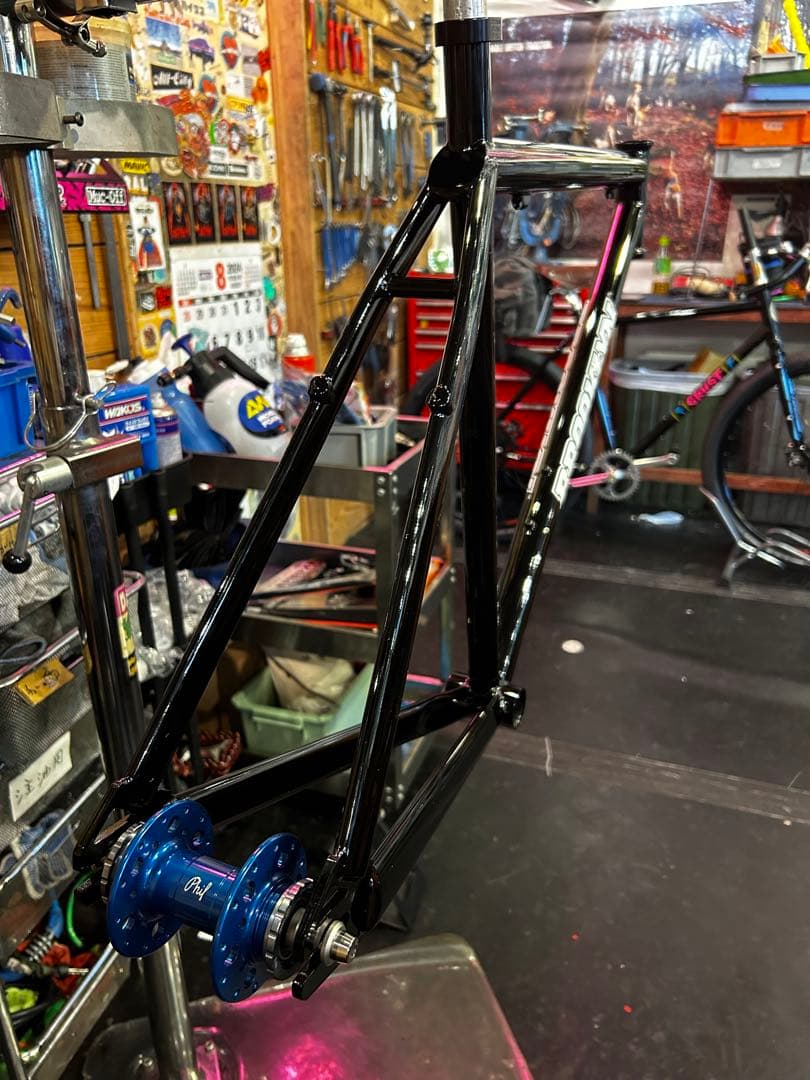 Brooklyn machine works V4 Mサイズ