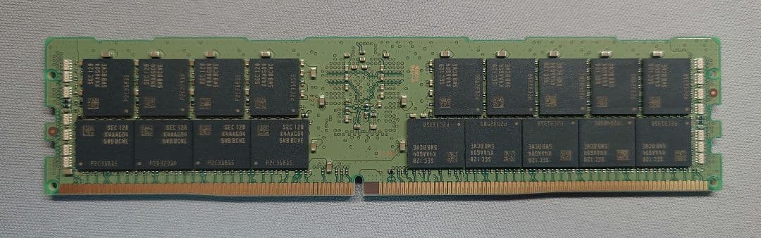 【美品】ECC対応 DDR4-3200 メモリ 64GB
