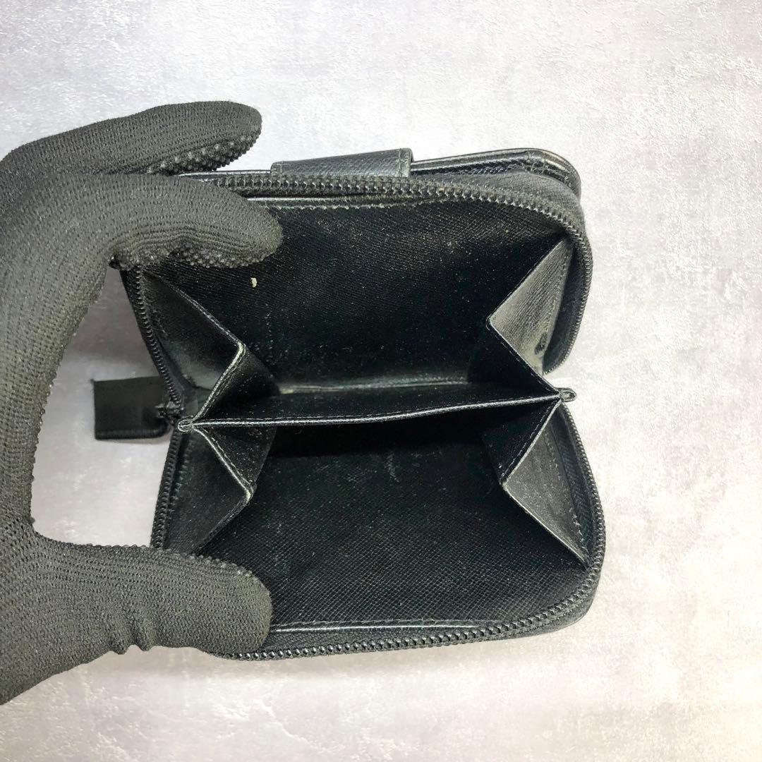 PRADA プラダ サフィアーノレザー 三角ロゴ コンパクトジップ 二つ折り財布