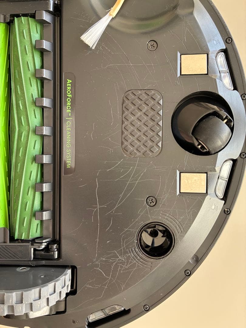 ☆傷ありお買い得品☆ iRobot Roomba i3