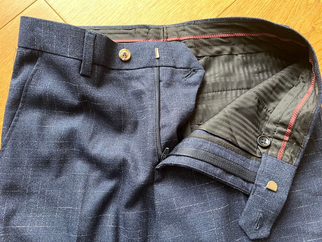 未使用品　メンズ　スーツ3点セット　Sサイズ