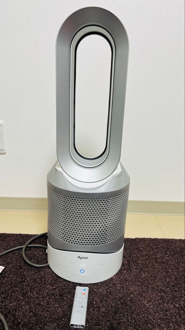 Dyson ダイソン ホット＆クールファン リモコン付き。HP03.