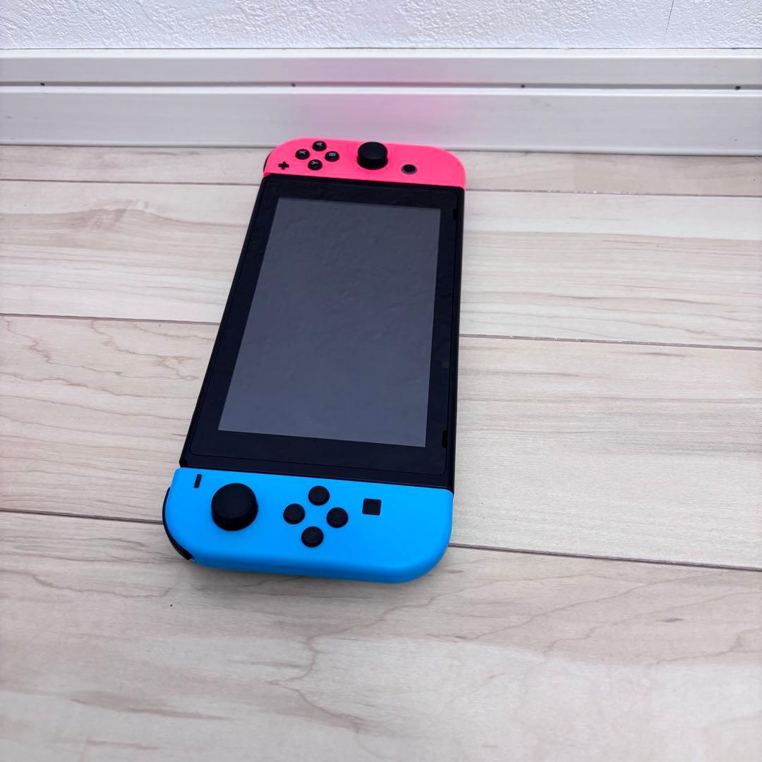 【未使用に近い】バッテリー強化版　Nintendo Switch スイッチ　本体
