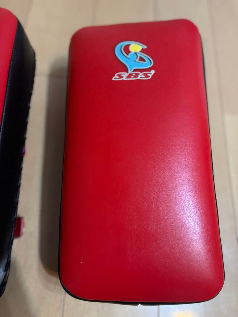 SBSキックミット