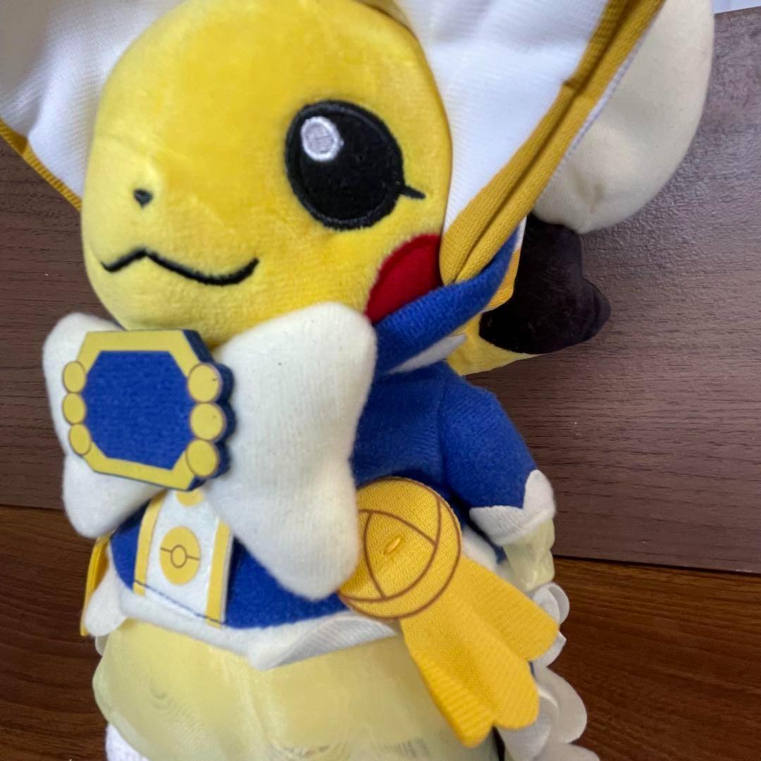 【廃盤希少】マダムピカチュウ ぬいぐるみ 2014 新品
