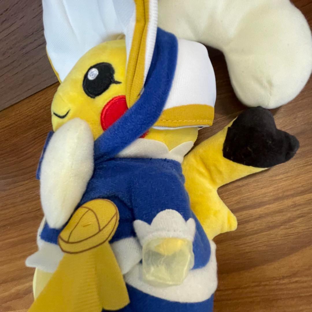 【廃盤希少】マダムピカチュウ ぬいぐるみ 2014 新品