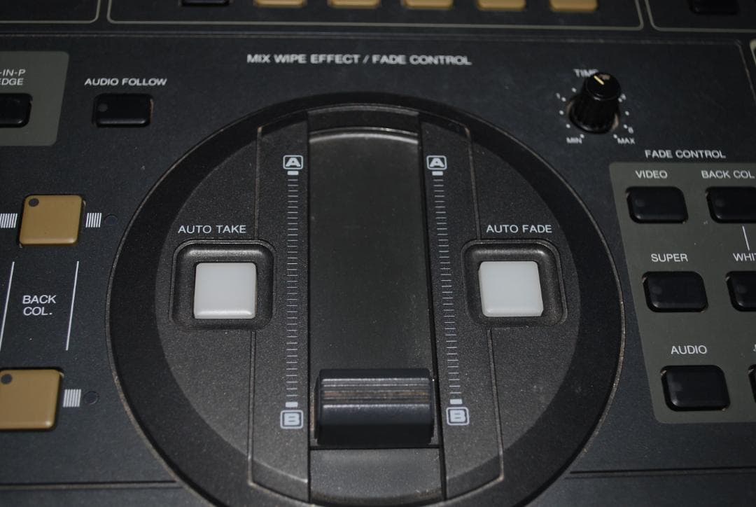 PanasonicデジタルAVミキサーWJ-AVE7中古ジャンク品の出品です。