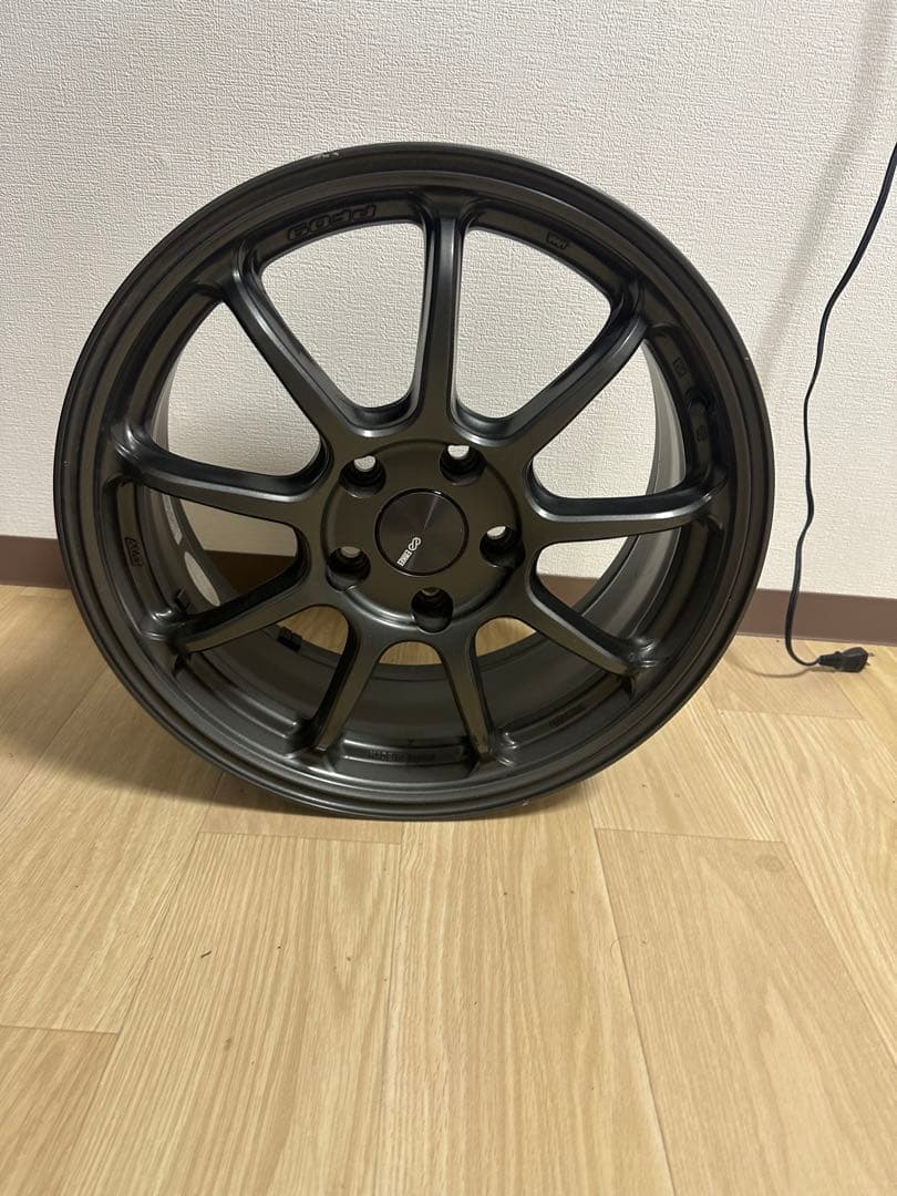 【りょう様】ENKEI PF09 17インチホイール 発送可能