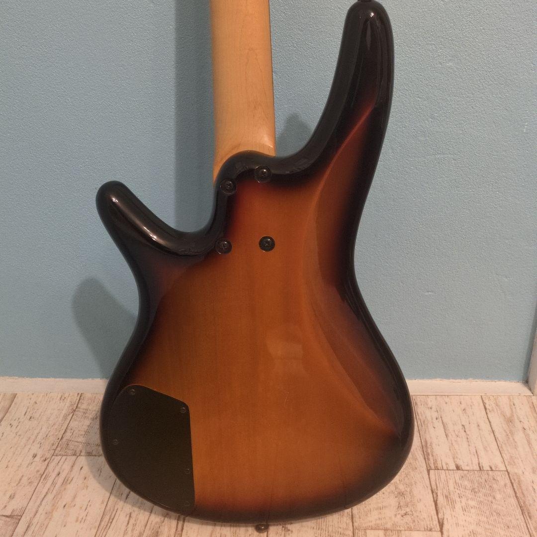 ボ*ス様 Ibanez Soundgear GIO 4弦エレキベース サンバース