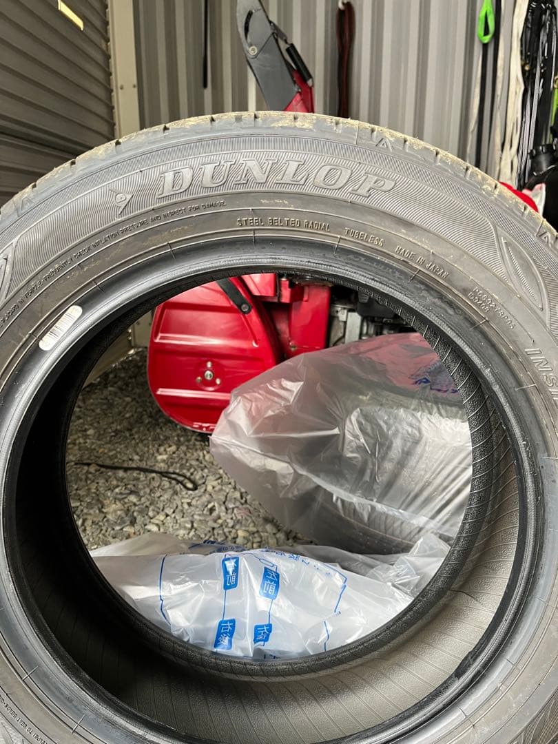 DUNLOP サマータイヤ 155/65R15 新車外しです　4本です