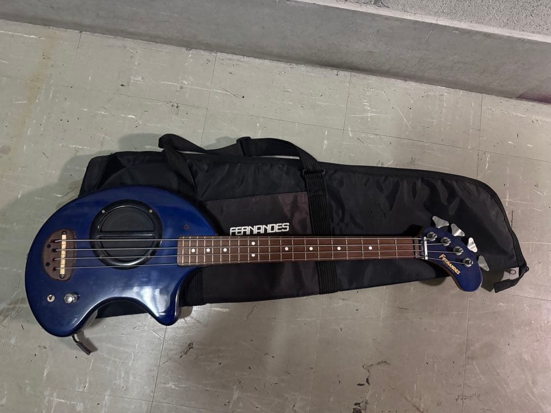 FERNANDES ZO-3エレキベース 青 ケース付き