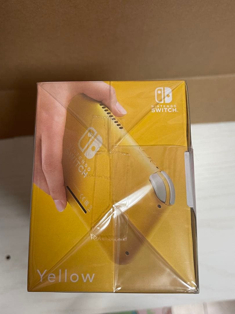 【新品】Nintendo Switch Lite イエロー 本体