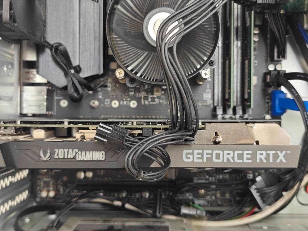 GeForce RTX3060 (12GB) 搭載ミニタワー