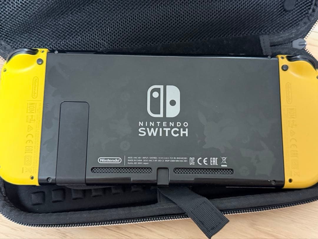 Nintendo Switch ピカチュウモデル おまけ付き 箱無し