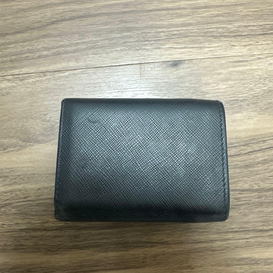 PRADA ブラック 三つ折り財布☆早い者勝ち！値下げ