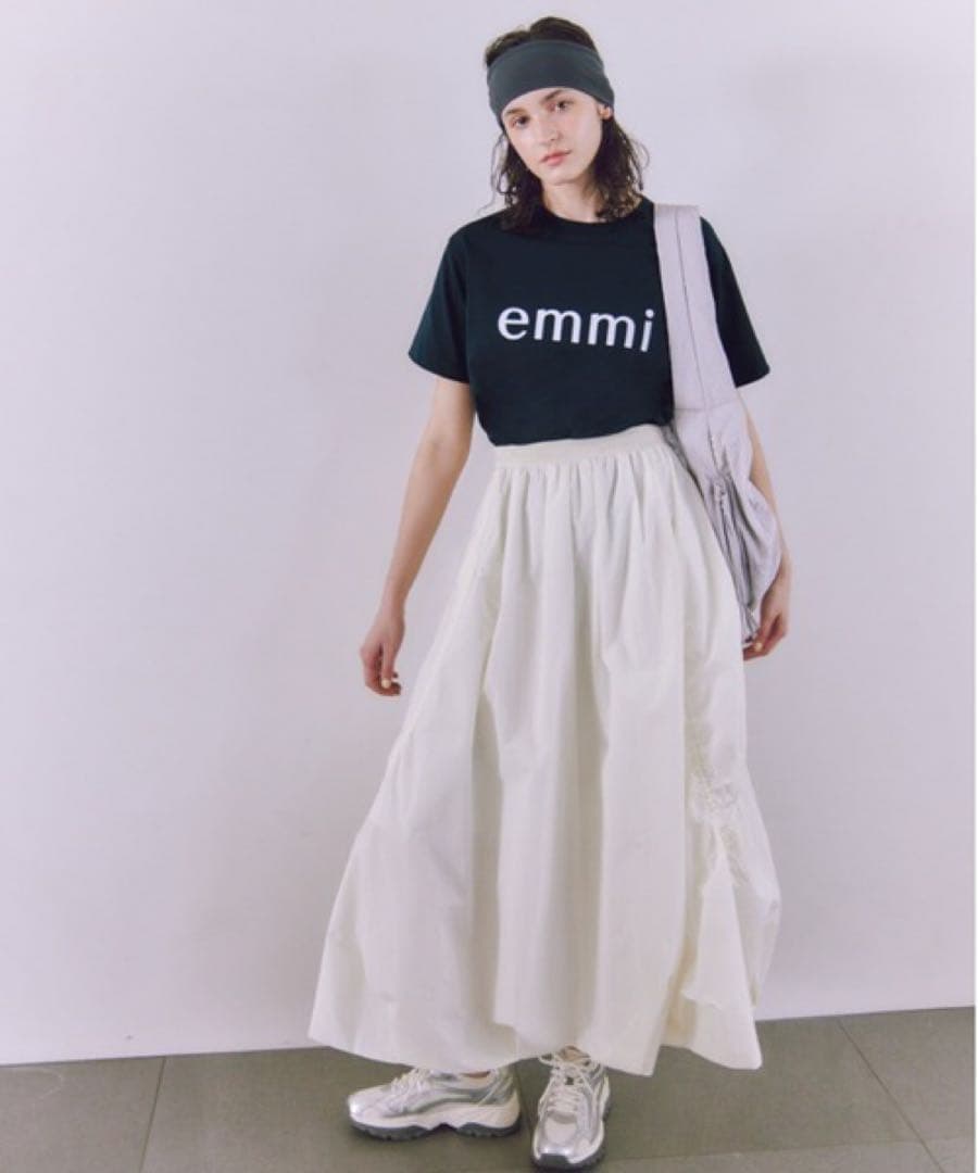 3月中お値下げemmi ロゴジャガードゴムスカート 10th エミアトリエ