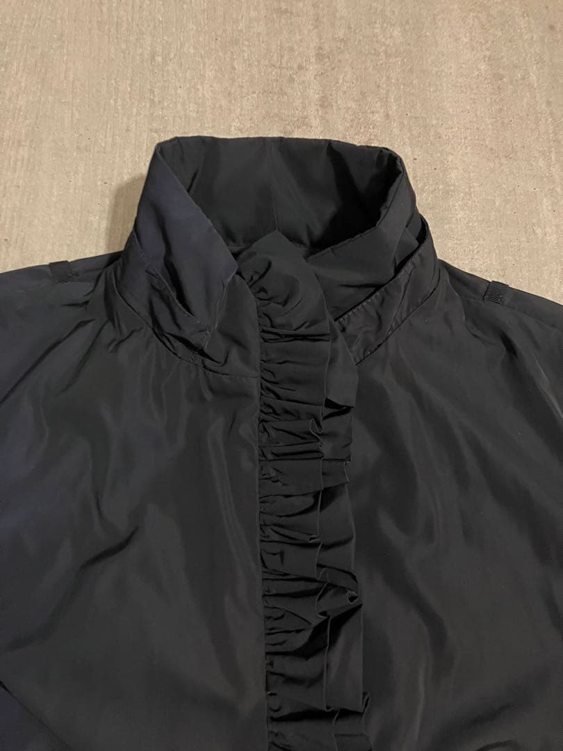 Moncler モンクレール　フリルの素敵なスプリングコート