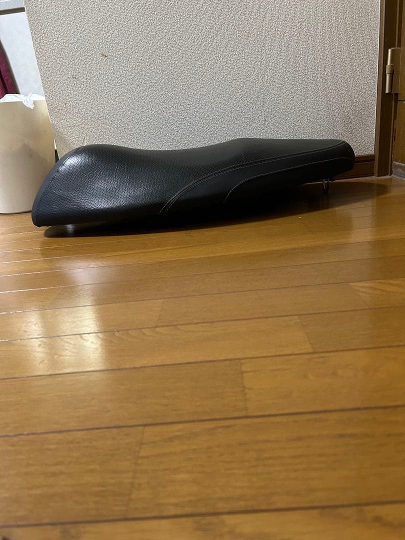 シグナス　4型　純正シート