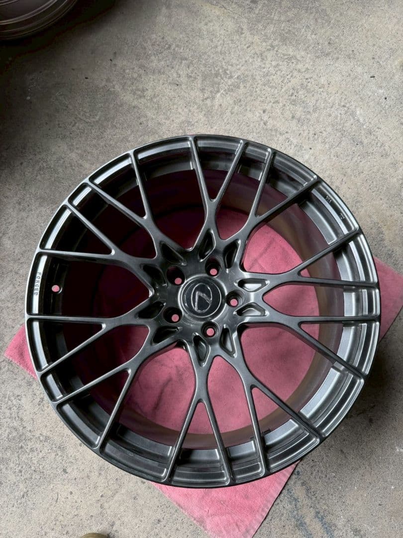 TRD サーキットクラブスポーツ20インチ