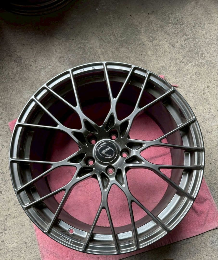 TRD サーキットクラブスポーツ20インチ
