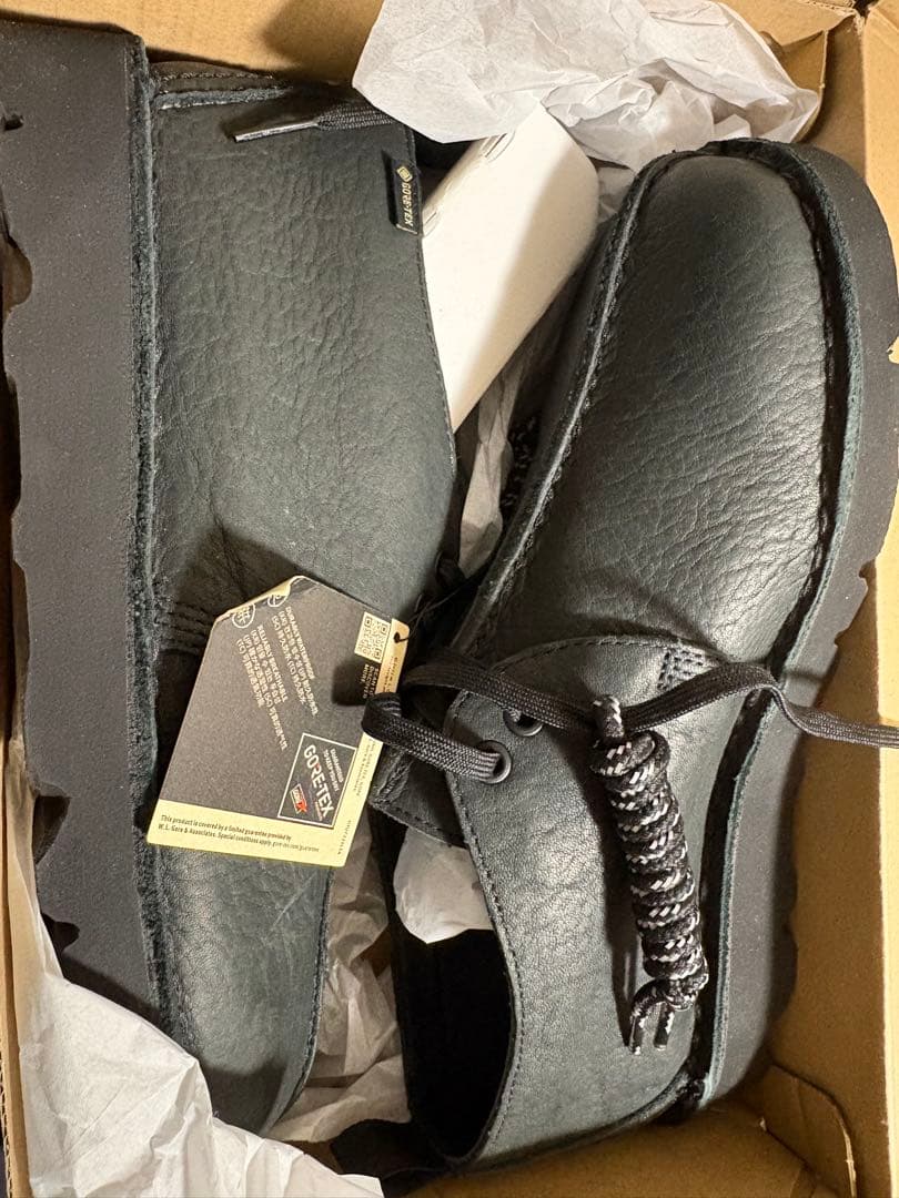 新品　定価33000円　ClarksクラークスDesert Trekゴアテックス