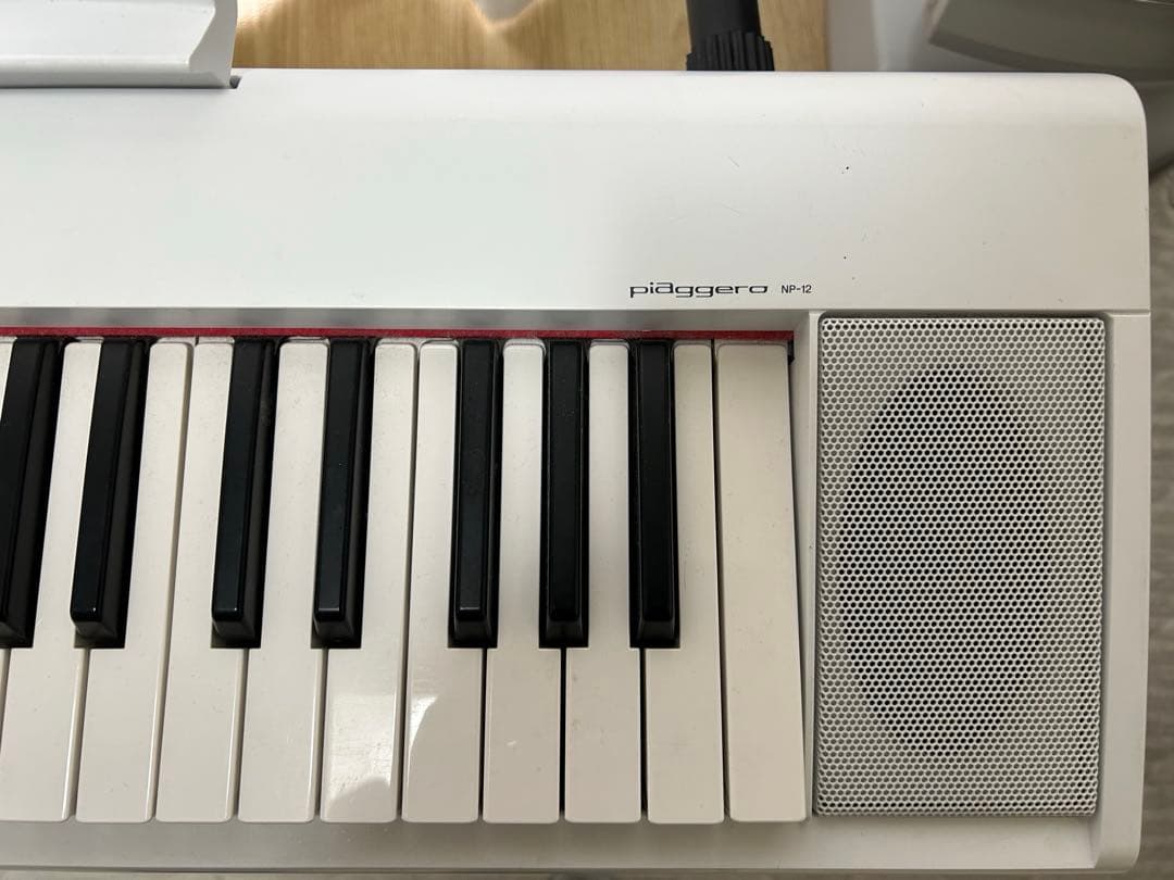 YAMAHA Piaggero NP-12WH ヤマハ　電子ピアノ