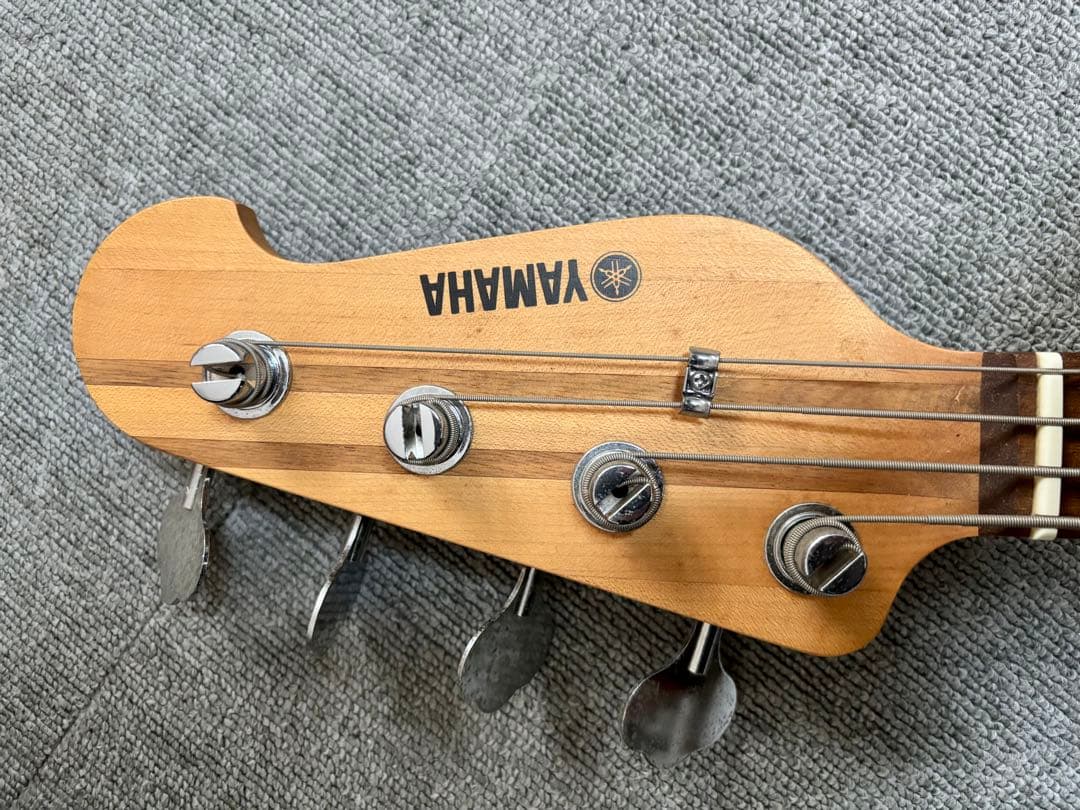 ベース YAMAHA BB424 TBS