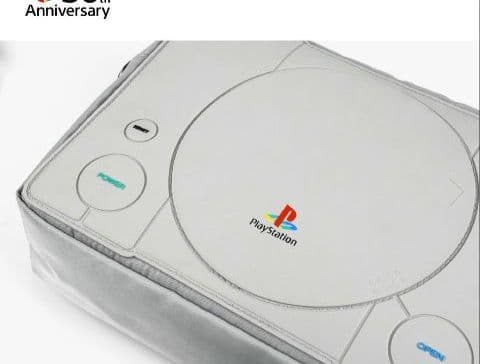 PlayStation 30周年アニバーサリー限定 ショルダーバッグとロゴライト