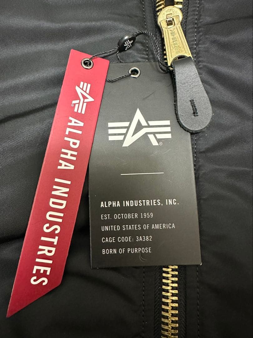 ジャケット・アウター VETEMENTS 18AW Cut-Up Reversible Bomber
