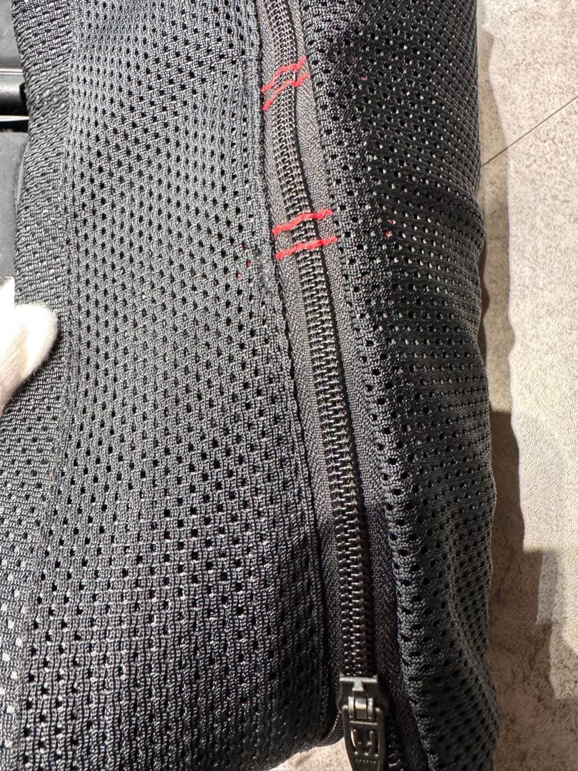 ✨美品✨ BABYBJORN ベビービョルン　抱っこ紐　ワンカイ　ブラック　乳児