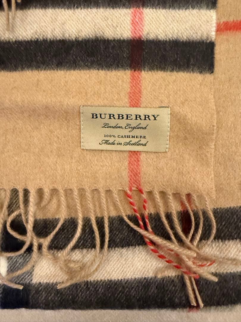 新品未使用BURBERRY カシミヤ チェック柄 ストール　原産国スコットランド