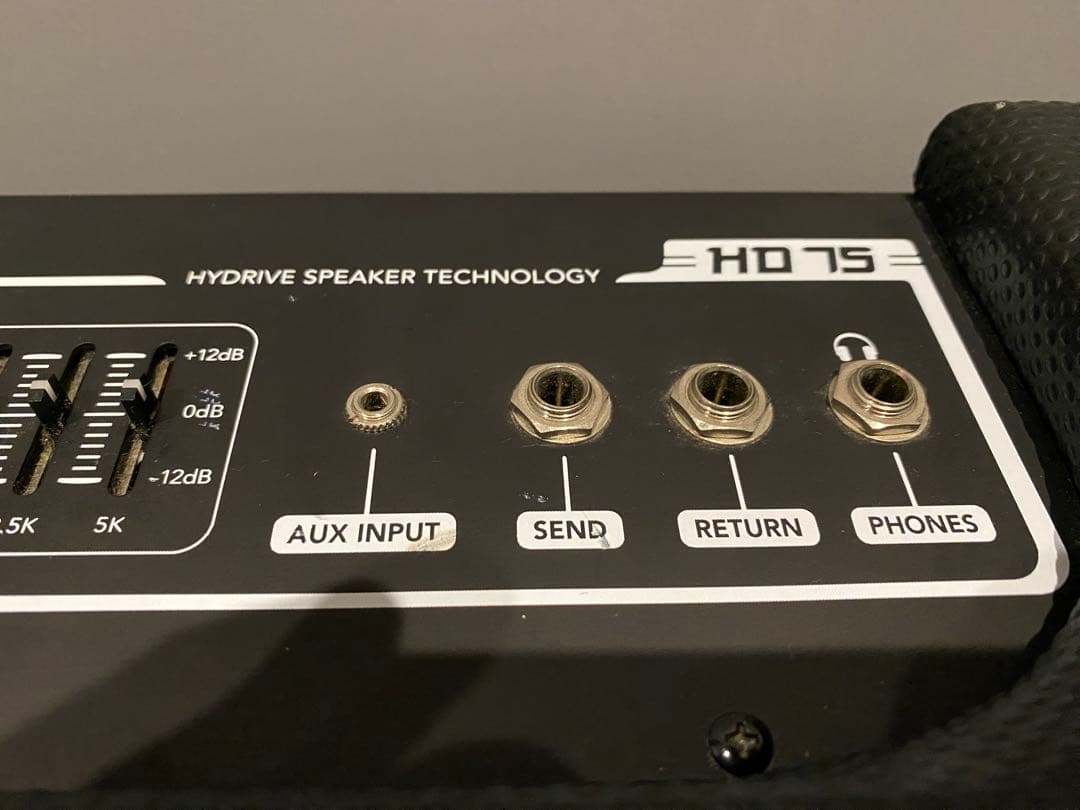 Hartke HD 75 ベース用アンプ