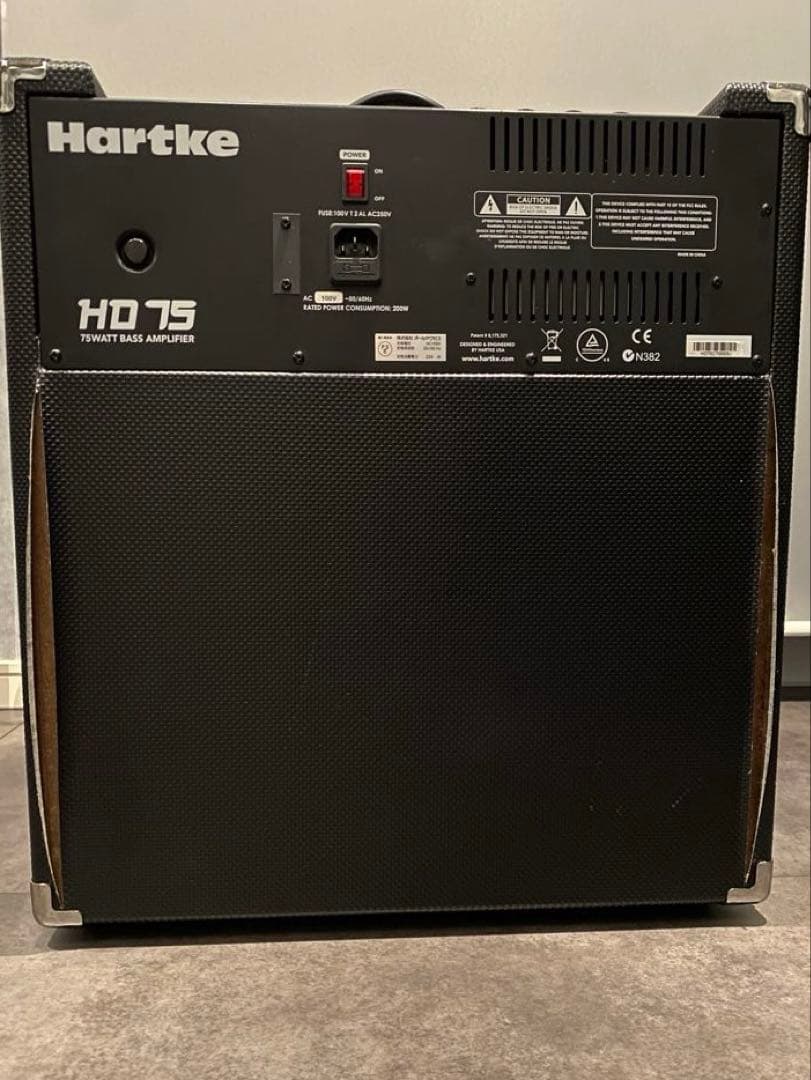 Hartke HD 75 ベース用アンプ