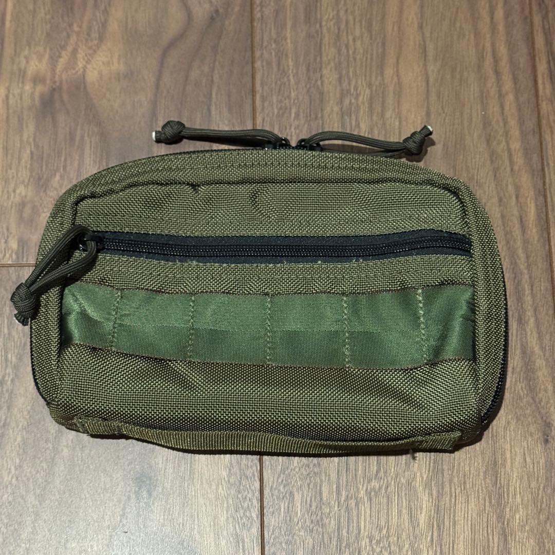 BRIEFING トラベルポーチ made in USA バリスティック　カーキ