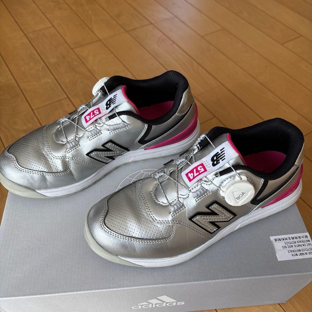 New Balance 574 ゴルフシューズ シルバー/ピンク