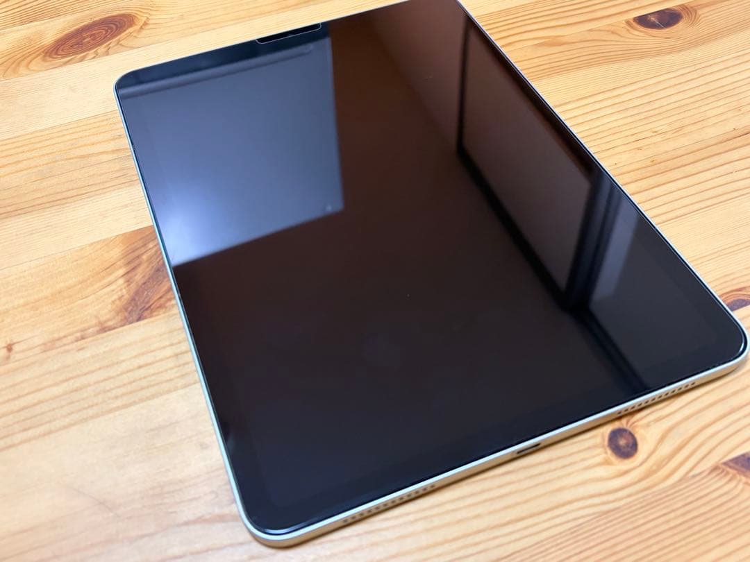 Apple iPad Air 第5世代(M1)64GB スターライト