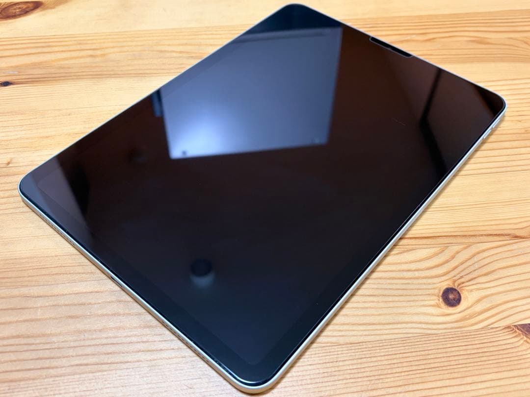 Apple iPad Air 第5世代(M1)64GB スターライト