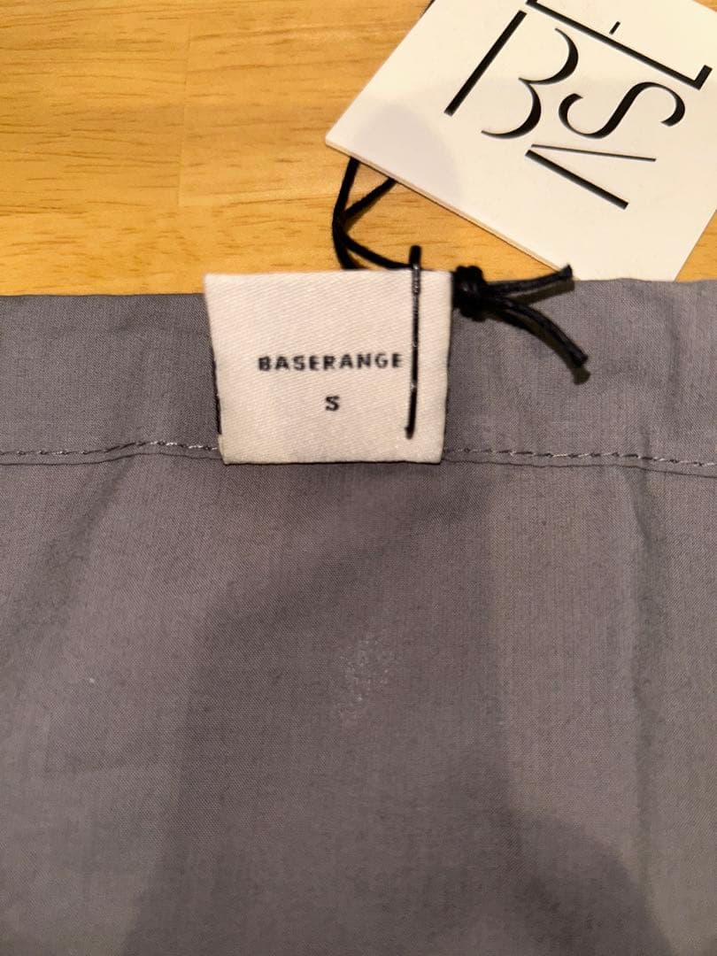 【BASERANGE】PICTORIAL STRAP SKIRT