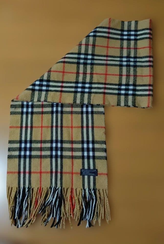 金*能様 【極美品】Burberry ノバチェック柄マフラーラ