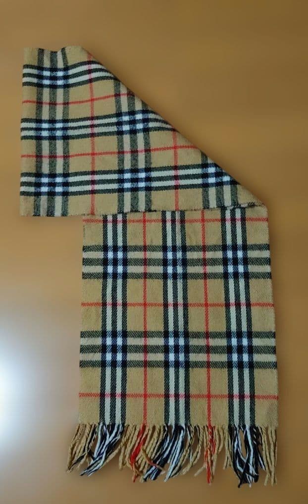 金*能様 【極美品】Burberry ノバチェック柄マフラーラ