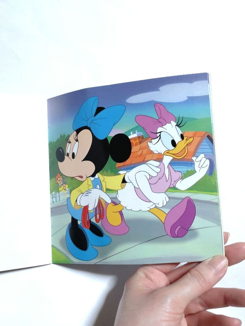 希少 Disney 絵本 ゴールデンブックス シール ぬり絵 ミニー プルート