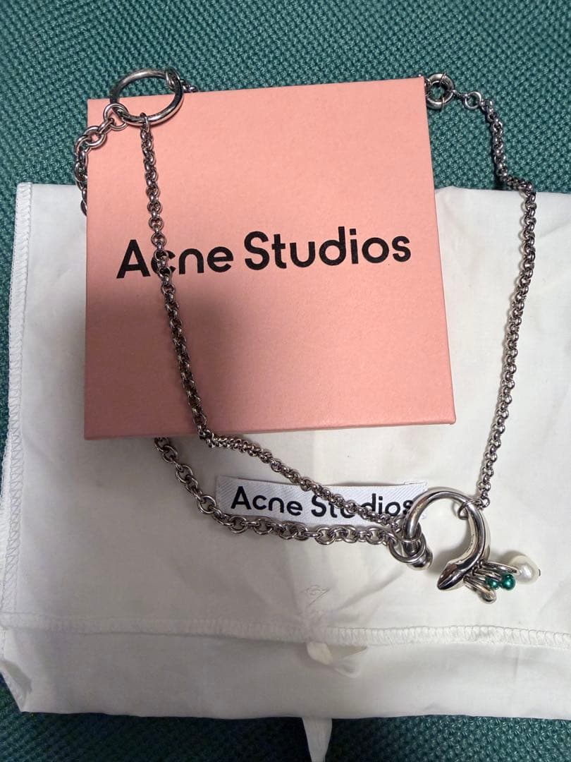 Acne Studios ネックレス